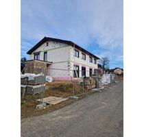 Exklusive Doppelhaushälfte - 1.500,00&nbsp;EUR Kaltmiete, ca.&nbsp; 120,00&nbsp;m&sup2; in Wiehl (PLZ: 51674)