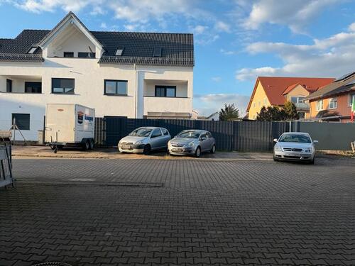 Foto - • Lager + Stellfläche + überdacht – Gewerbefläche zu vermieten