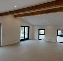 Anspruchsvolle 4-Zimmer Neubau-Wohnung im 1. OG mit Balkon und Stellplatz - Langenhagen