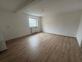 Foto - Zentrale 4-Zimmer-Wohnung mit Dachgeschosszimmern in Hof