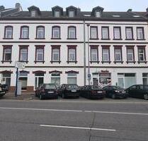 Mehrfamilienhaus in Neunkirchen, 7 Wohnungen + 3 Gewerbeeinheiten
