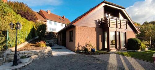 Foto - freistehendes Einfamilienhaus, 150 qm Wf. mit traumhaftem Garten