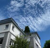Moderne Penthouse-Gewerbefläche in Feldrandlage in Großostheim