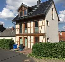 Hohenstein-Born, schönes Fachwerkhaus zu verkaufen! - Taunusstein Hohenstein-Born, schönes Fachwerkhaus zu verkaufen! - Taunusstein