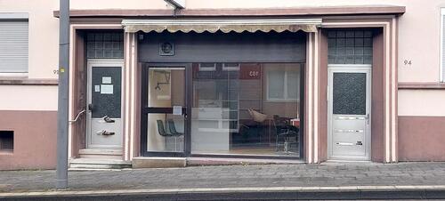 Foto - Ladenlokal ,Kiosk,Friseur,Büro - 450,00&nbsp;EUR Kaltmiete, ca.&nbsp; 40,00&nbsp;m&sup2;