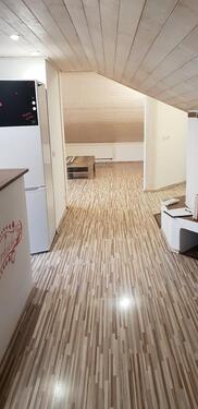 Foto - 3ZKB DG-Wohnung - 650,00&nbsp;EUR Kaltmiete, ca.&nbsp; 120,00&nbsp;m&sup2;