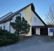 Schöne Doppelhaushälfte mit Garten und Balkon in Blankenloch - Stutensee