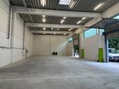 Foto - Lagerhalle in einer neuwertigen, kleinen Gewerbeimmobilie mit Glasfaseranschluss