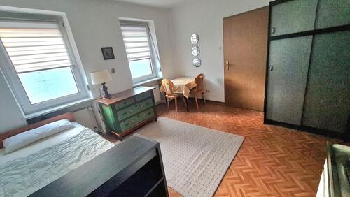 Foto - Zimmer mit Kochnische, Bad, WC - 250,00&nbsp;EUR Kaltmiete, ca.&nbsp; 28,00&nbsp;m&sup2;