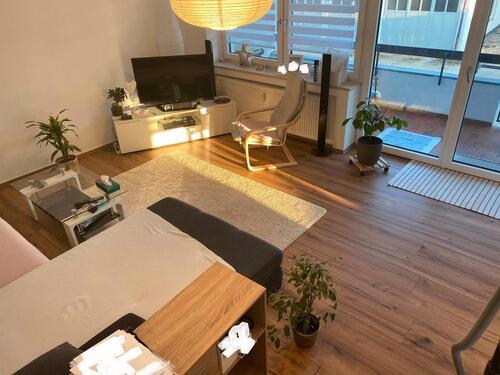 Foto - 2 Zimmer Wohnung 73 qm zu vermieten - Carport mit 2 Stellplätze