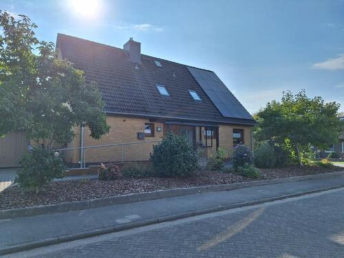 Foto - Hochwertiges Einfamilienhaus - 395.000,00 EUR Kaufpreis,