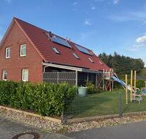 Doppelhaus in Westerholt - 625.000,00 EUR Kaufpreis, ca.  250,00 m² in Westerholt (PLZ: 26556)