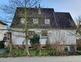 Foto - Einfamilienhaus mit bewohnbarem Gartenhaus in ruhiger Lage