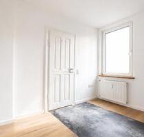 *Trier* frisch renovierte 1 ZKB Wohnung in zentraler Lage!