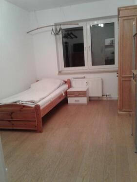 Foto - Anzeige1-Zi Wohnung Rheydt Schmölderpark Provision frei + Garagen