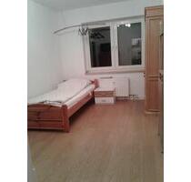 Anzeige1-Zi Wohnung Rheydt Schmölderpark Provision frei + Garagen - Mönchengladbach Nord