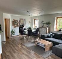 Helle 2-Zimmer-Wohnung mit Süd-Balkon in Germaringen