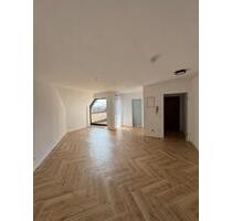 3‑Zimmer‑Dachgeschosswohnung im Stadtzentrum - Vöhringen