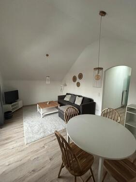 Foto - Wohnung mit Balkon, Parkplatz und Zusatzräumen zu vermieten