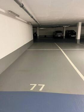 Foto - Tiefgaragenstellplatz - 80,00 EUR Miete,