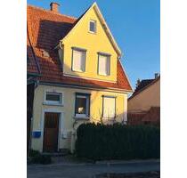 Haus in Filderstadt-Harthausen - 1.600,00&nbsp;EUR Kaltmiete, ca.&nbsp; 137,00&nbsp;m&sup2; in Filderstadt (PLZ: 70794)