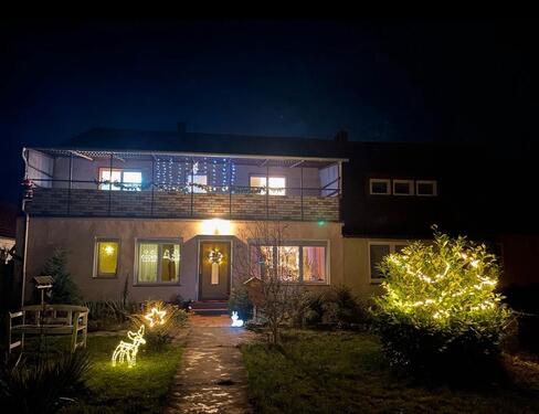 Foto - Wohlfühlhof mit viel Potenzial - 1.600,00&nbsp;EUR Kaltmiete, ca.&nbsp; 190,00&nbsp;m&sup2;