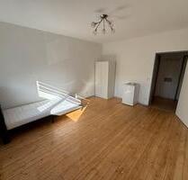 WG-Zimmer in 3-Zimmer-Wohnung zu vermieten - Ransbach-Baumbach