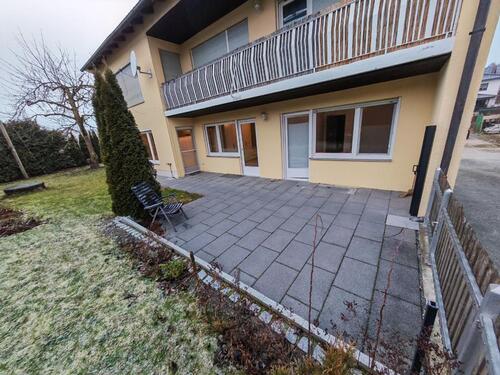 Foto - Mietwohnung EG Landau Aussenbereich Thanhöcking, PKW erforderlich