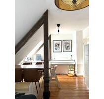 Charmante DG-Wohnung mit Balkon, rugig gelegen und citynah - Detmold