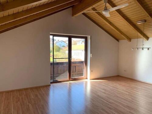 Foto - Helle Dachgeschosswohnung in Traunwalchen