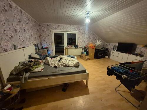 Foto - 4 Zimmer Dachgeschoßwohnung in Groß-Rohrheim