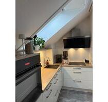 Gemütliche 1 - Zimmer -Wohnung mit Balkon ,Einbauküche in NEW - Neustadt an der Waldnaab