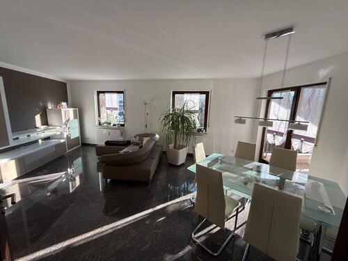 Foto - ProvisionsfreieRenovierte 2-Zimmer-Wohnung im 3. OG mit Balkon