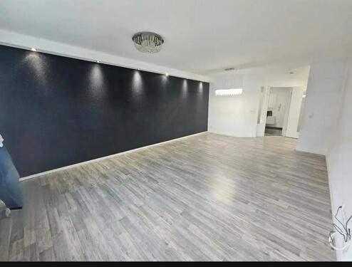 Foto - Moderne 4-Zimmer-Wohnung mit Garten in Aalen-Hüttfeld