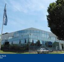 Attraktives Bürohaus - 2.400,00 EUR Kaltmiete, ca.  12,00 m² in Kirchzarten (PLZ: 79199)