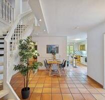 Schönes ZIMMER 16 qm mit Balkon in Wohn-Gemeinschaft (WG)! TV, WaMa, Highspeed-Internet inklusive! - München Trudering-Riem Schönes ZIMMER 16 qm mit Balkon in Wohn-Gemeinschaft (WG)! TV, WaMa, Highspeed-Internet inklusive! - München Trudering-Riem