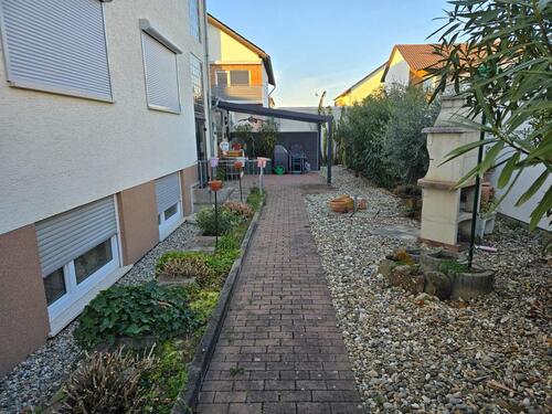 Foto - 2 Zimmer Dachgeschoßwohnung in Fußgönheim