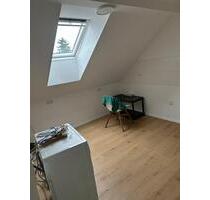 1 Zimmer In Appartement Wg Zimmer - Edingen-Neckarhausen Neu-Edingen