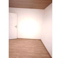 WG Zimmer für Frauen in Zuffenhausen - Stuttgart Luginsland