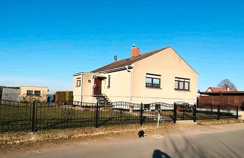 Foto - freistehendes Einfamilienhaus - 165.000,00&nbsp;EUR Kaufpreis, ca.&nbsp; 135,00&nbsp;m&sup2;