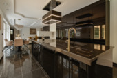 Foto - Exklusive Villa mit Gästehaus, Pool, Sauna, Reitanlage, Minigolf & eigenem Wald – nahe Hamburg