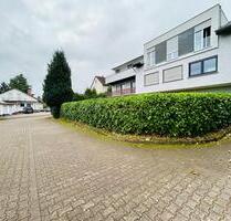 Top-moderne 4-Zimmer Terrassenwohnung mit großem Garten und traumhaftem Ausblick in bester Lage von Weilerbach - Erstbezug nach Kernsanierung