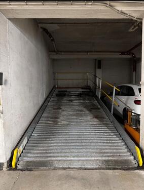 Foto - Tiefgarage - 60,00 EUR Miete,