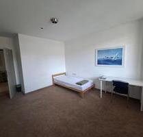 WG Zimmer - Frauen WG - 590,00&nbsp;EUR Kaltmiete, ca.&nbsp; 12,00&nbsp;m&sup2; in Regensburg (PLZ: 93047) Kumpfmühl