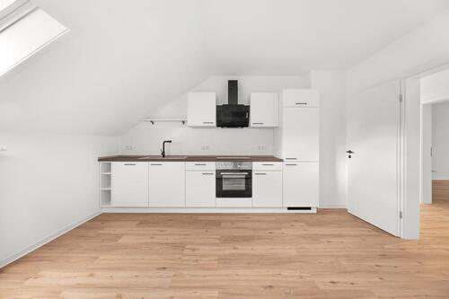 Foto - Helle kernsanierte Dachgeschosswohnung mit neuer Einbauküche in zentraler Lage von Hof