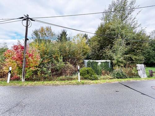 Foto - AUKTION: Baugrundstück mit Garage