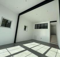 Helle 2-Zi-Loftwhg. im Atelierstil mit Terrasse und Gartenteil - Traunstein Helle 2-Zi-Loftwhg. im Atelierstil mit Terrasse und Gartenteil - Traunstein
