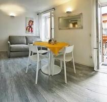 Herbst Special • Ferienwohnung Francesco in Malcesine am Gardasee - München Nymphenburg