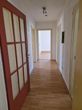 Foto - 3-Zimmer-Wohnung mit Balkon - 640,00&nbsp;EUR Kaltmiete, ca.&nbsp; 73,00&nbsp;m&sup2;