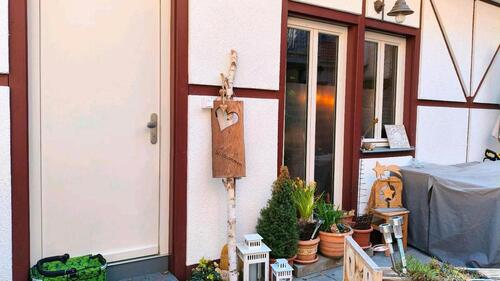 Foto - Nachmieter für 2 Zi. Whg, Küchenzeile, Bad, Terrasse ab ca. 15.5.